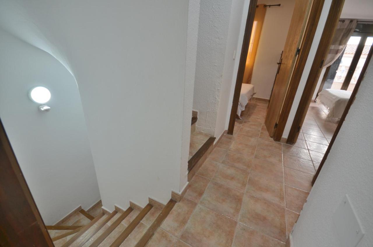 Agradable Adosado Con Piscina, Duchas Hidromasaje Villa Торевиеха Екстериор снимка